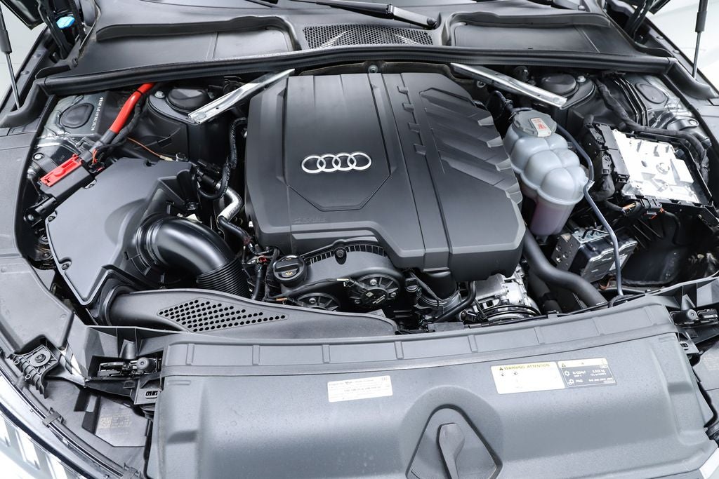 2023 Audi A4 45 S line Prestige quattro