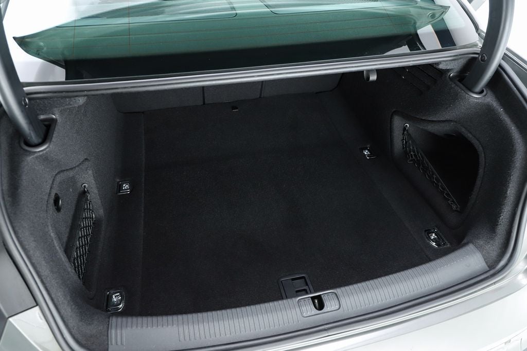 2023 Audi A4 45 S line Prestige quattro