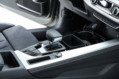 2023 Audi A4 45 S line Prestige quattro