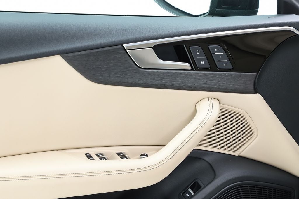 2025 Audi A5 Sportback 45 S line Premium Plus quattro