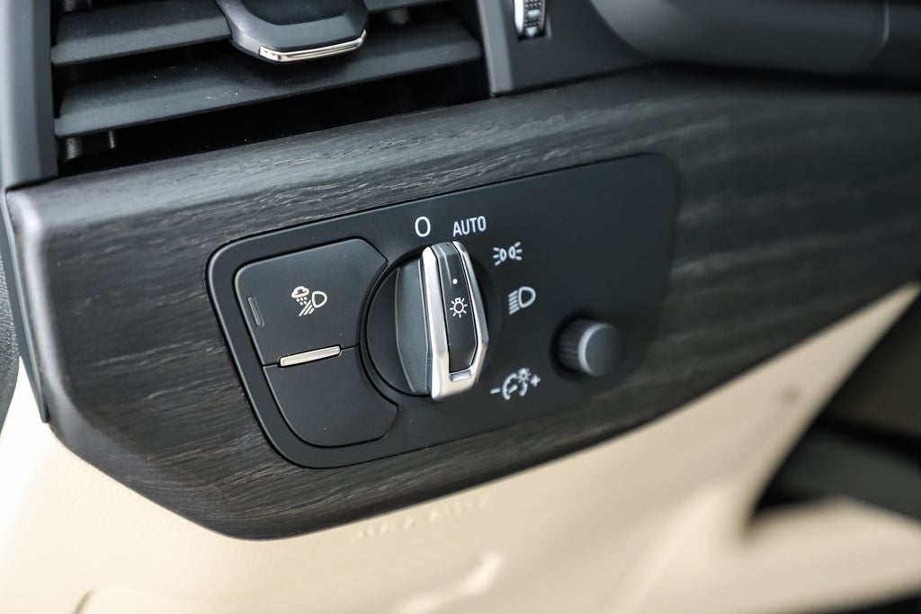 2025 Audi A5 Sportback 45 S line Premium Plus quattro