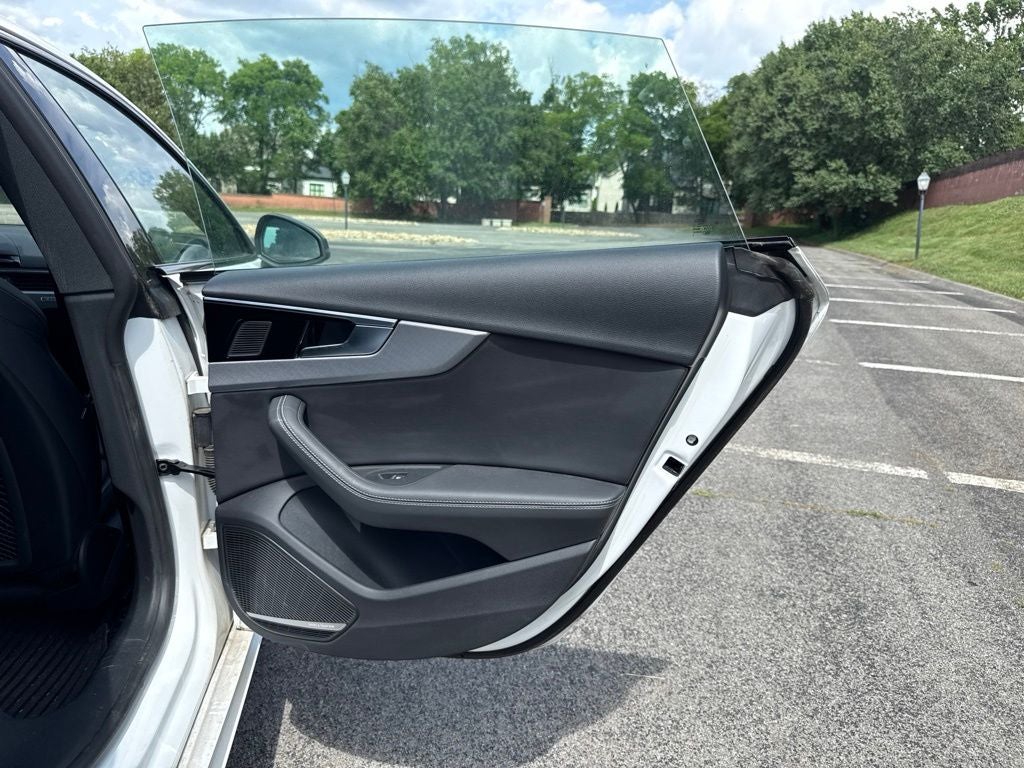 2023 Audi A5 Sportback 45 S line Premium Plus quattro