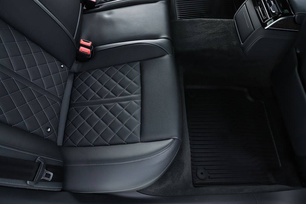 2023 Audi S8 4.0T quattro