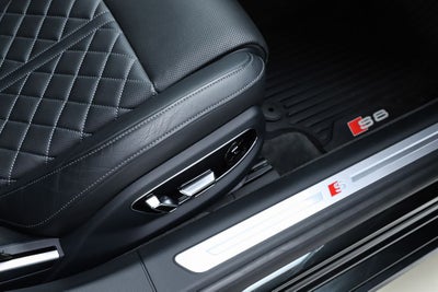 2023 Audi S8 4.0T quattro