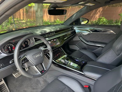 2024 Audi S8 4.0T quattro