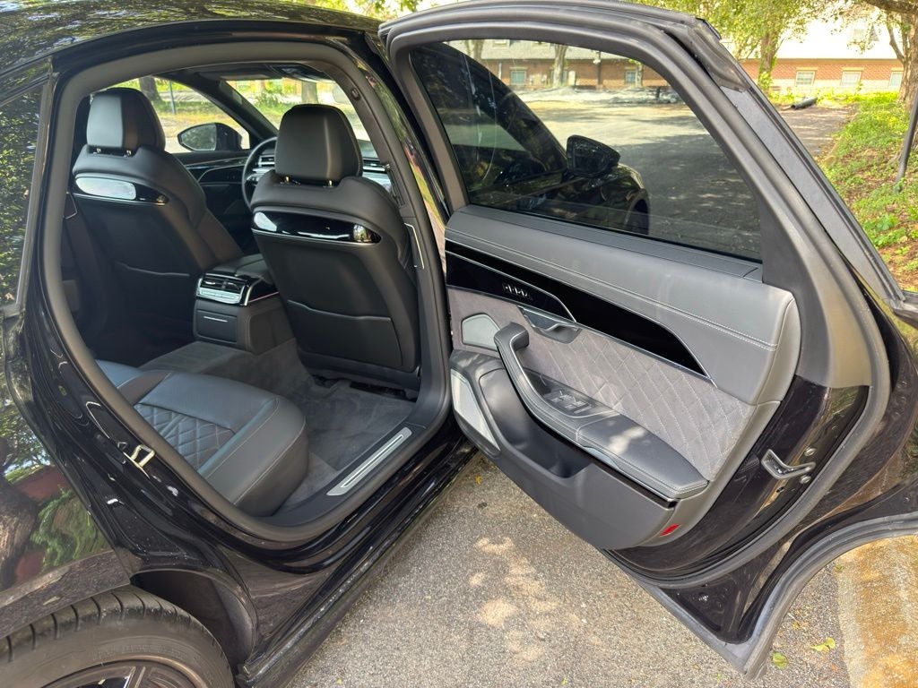 2024 Audi S8 4.0T quattro