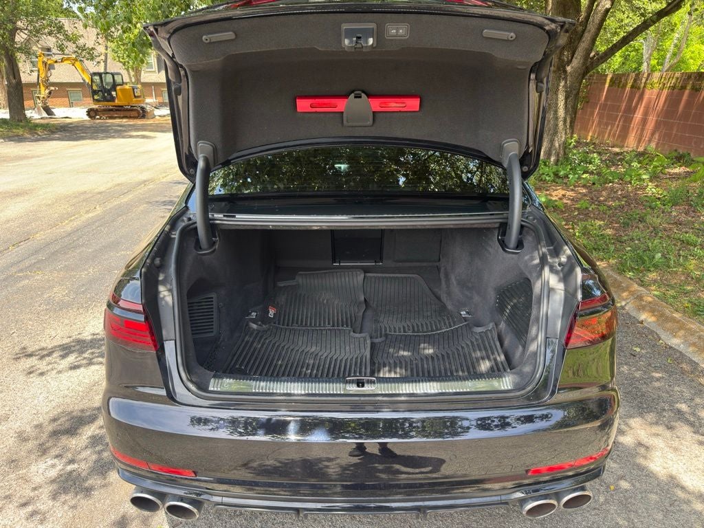 2024 Audi S8 4.0T quattro