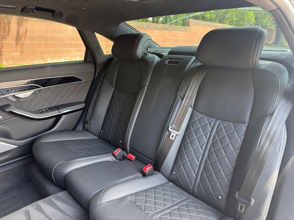 2024 Audi S8 4.0T quattro