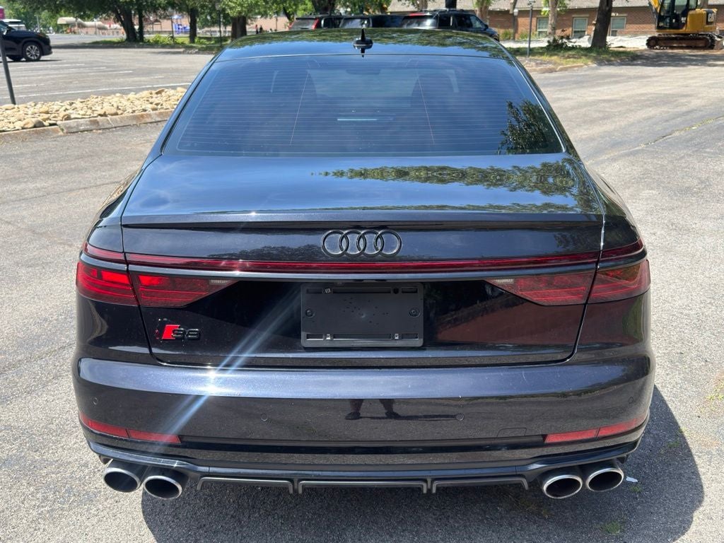 2024 Audi S8 4.0T quattro