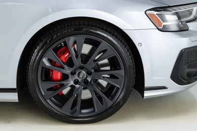 2025 Audi S8 4.0T quattro