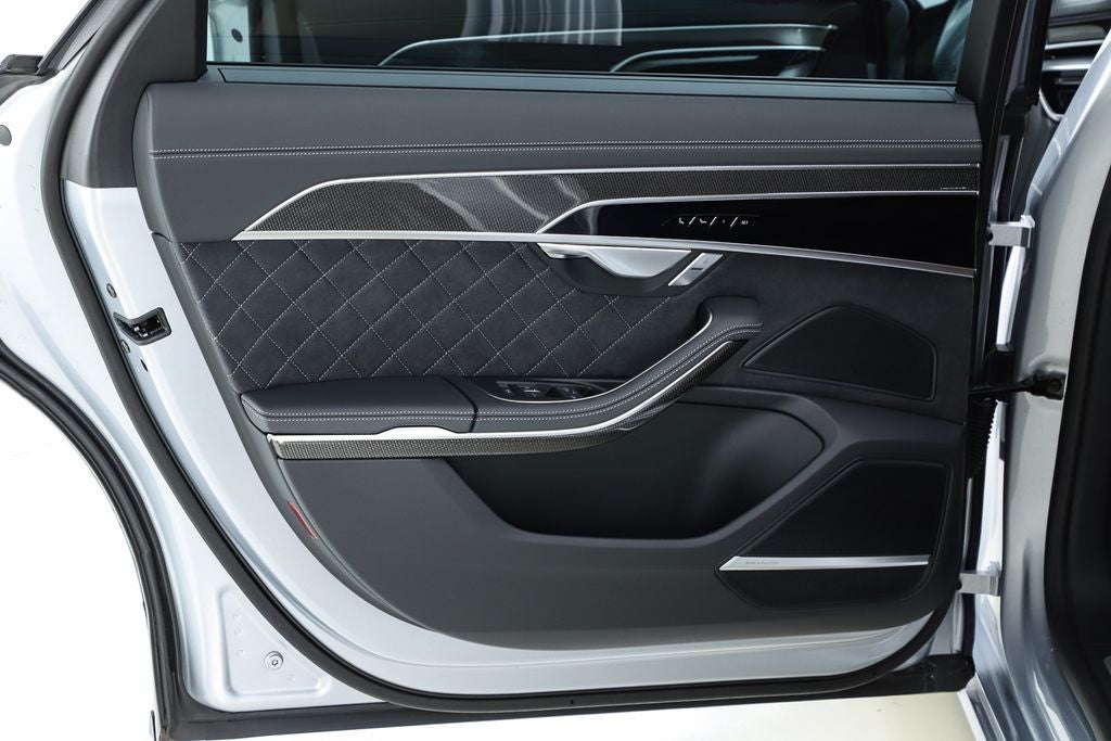 2025 Audi S8 4.0T quattro
