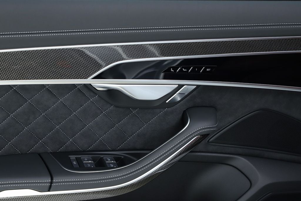 2025 Audi S8 4.0T quattro
