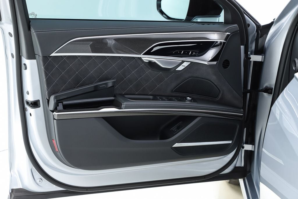 2025 Audi S8 4.0T quattro