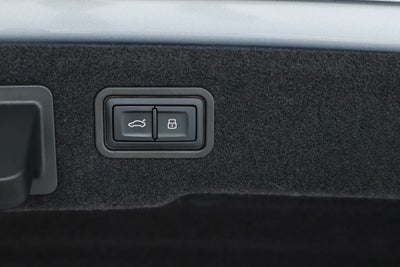 2025 Audi S8 4.0T quattro