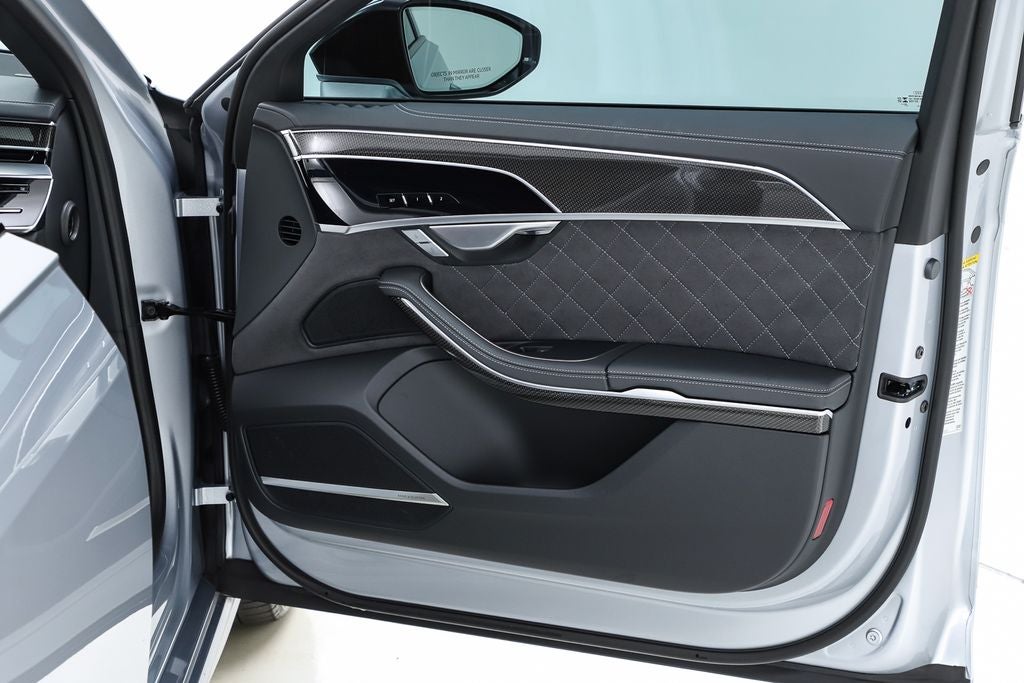 2025 Audi S8 4.0T quattro