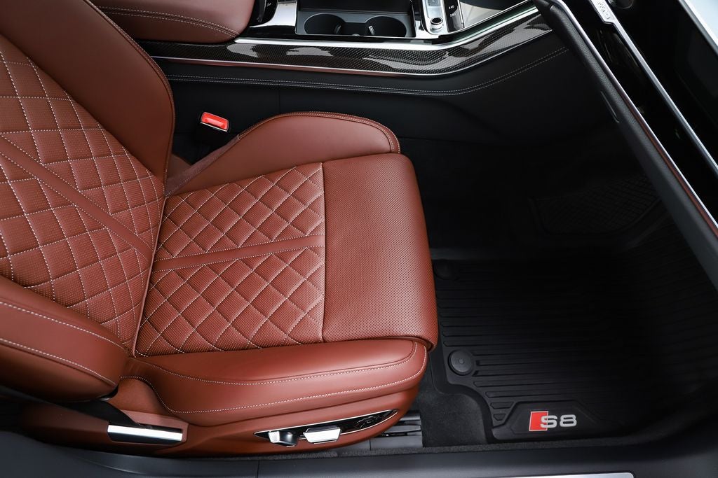 2025 Audi S8 4.0T quattro