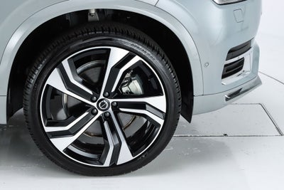 2025 Volvo XC90 B6 Ultra