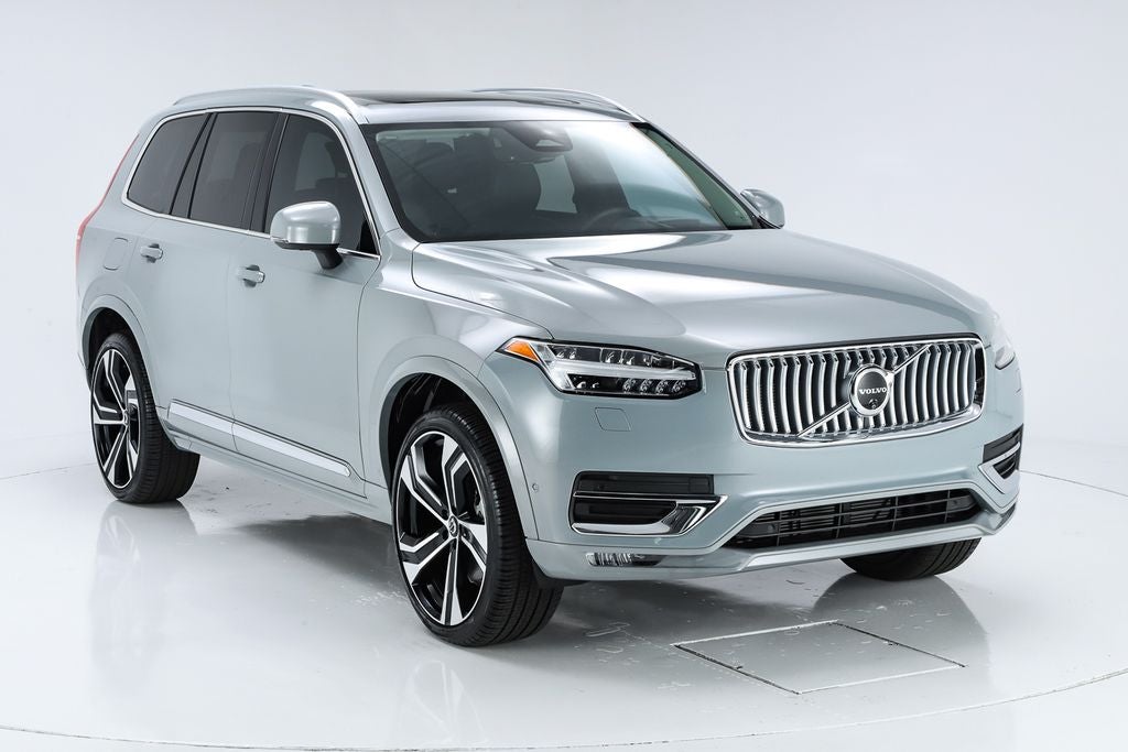 2025 Volvo XC90 B6 Ultra