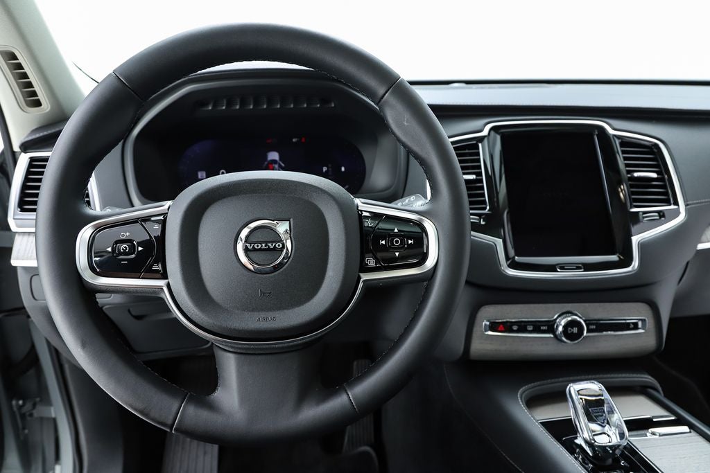 2025 Volvo XC90 B6 Ultra