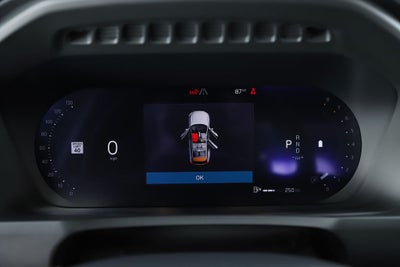 2025 Volvo XC90 B6 Ultra