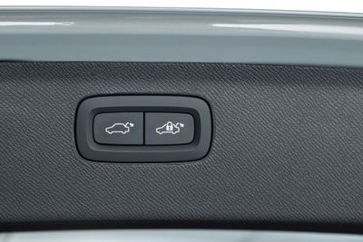 2025 Volvo XC90 B6 Ultra
