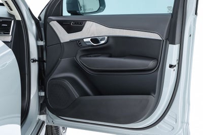2025 Volvo XC90 B6 Ultra