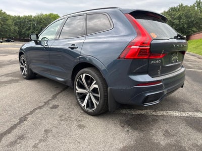2024 Volvo XC60 B5 Ultimate Dark Theme