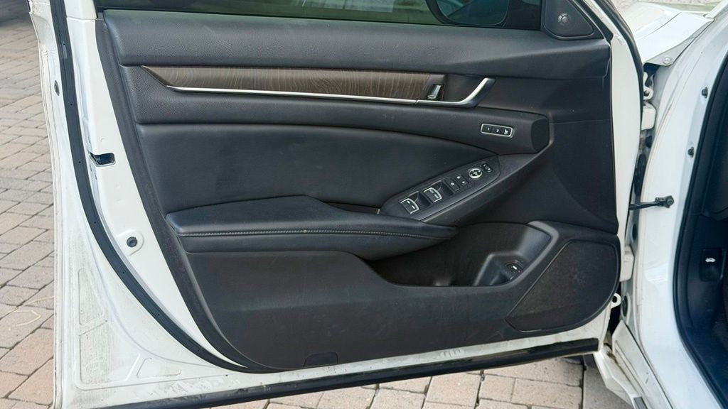 2018 Honda Accord EX-L w/Navigation