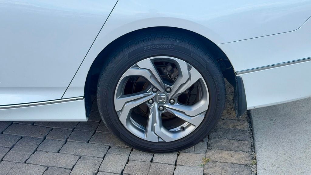 2018 Honda Accord EX-L w/Navigation