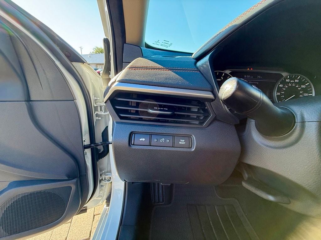 2022 Nissan Altima 2.5 SR 2.5 SR