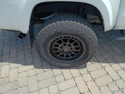 2022 Toyota Tacoma TRD Sport V6