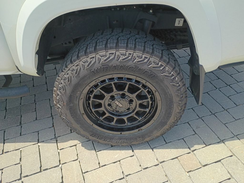 2022 Toyota Tacoma TRD Sport V6