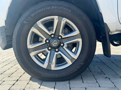 2019 Toyota Tacoma Limited V6