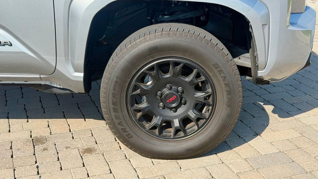 2025 Toyota Tacoma SR5