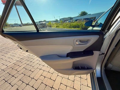 2016 Toyota Camry XLE