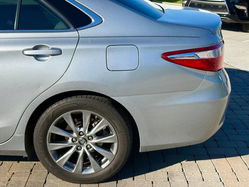 2016 Toyota Camry XLE