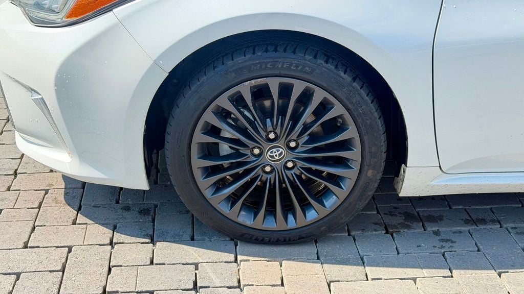 2018 Toyota Avalon Touring
