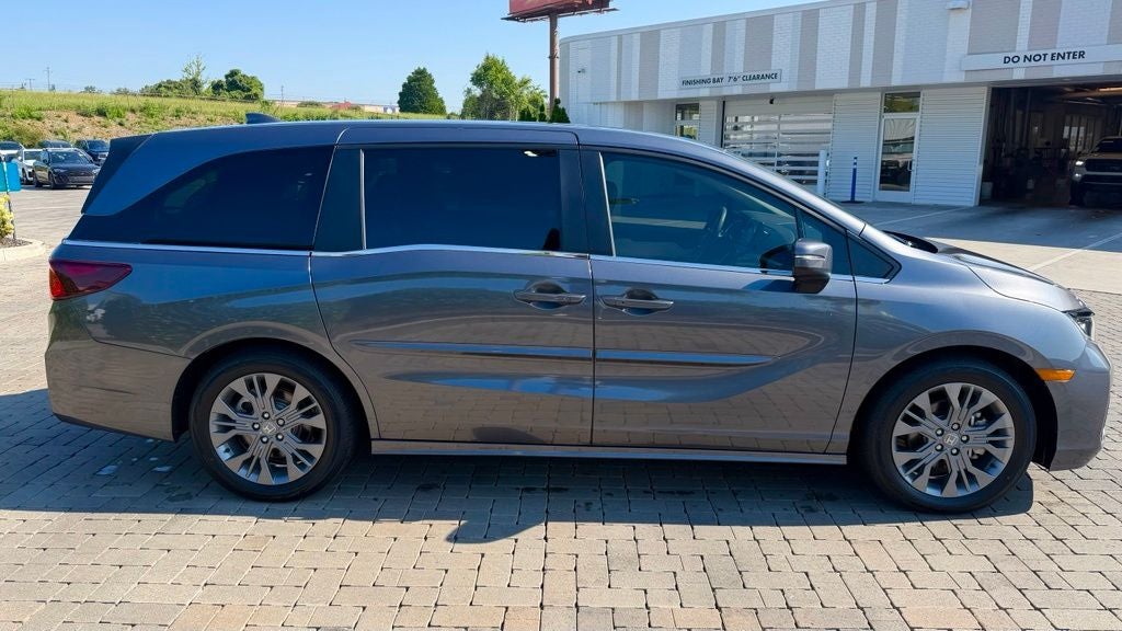 2025 Honda Odyssey Touring
