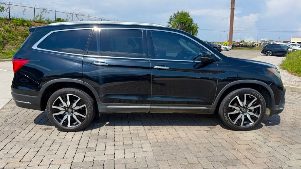 2019 Honda Pilot Touring 8 Passenger