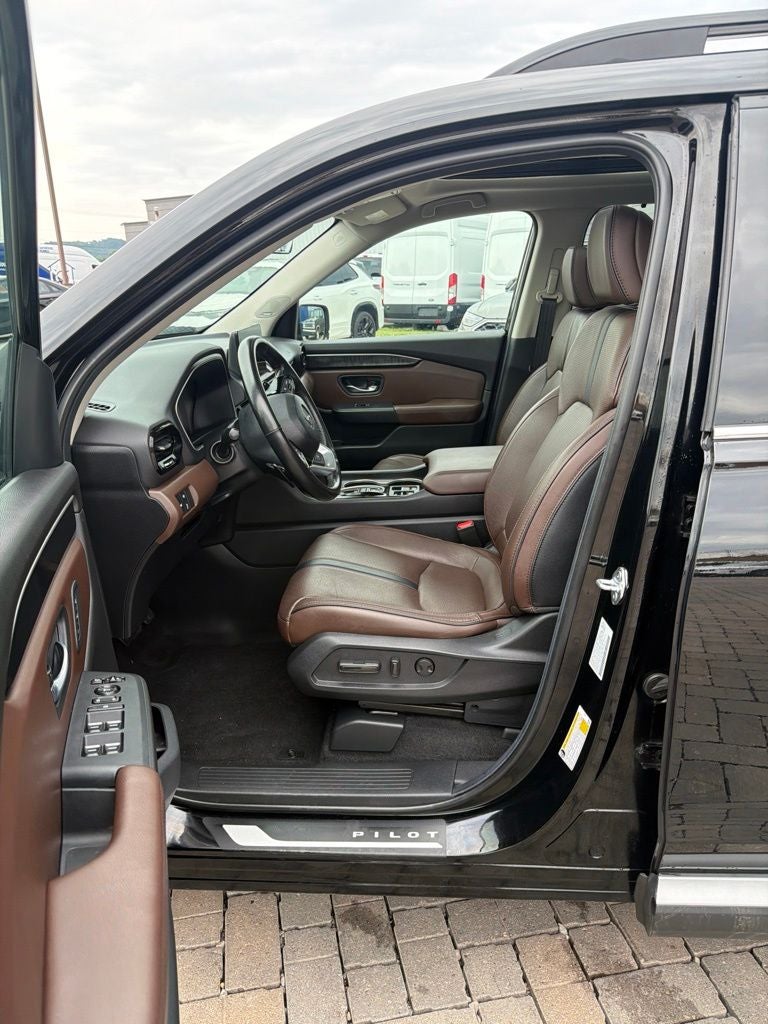 2025 Honda Pilot Elite