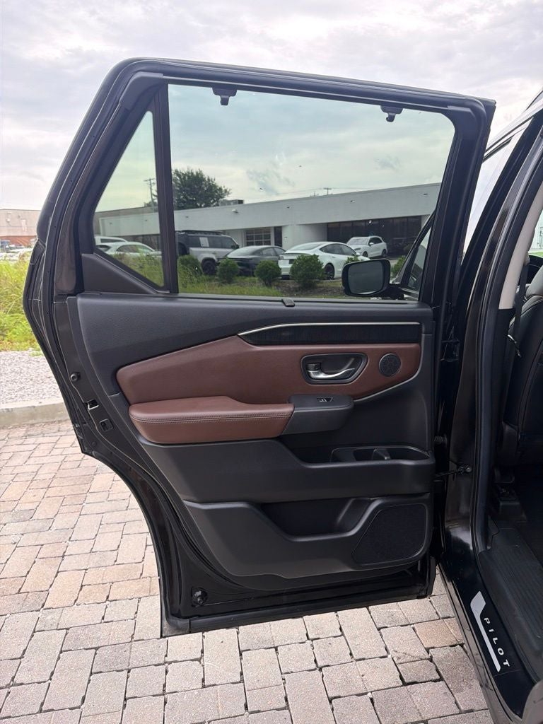 2025 Honda Pilot Elite