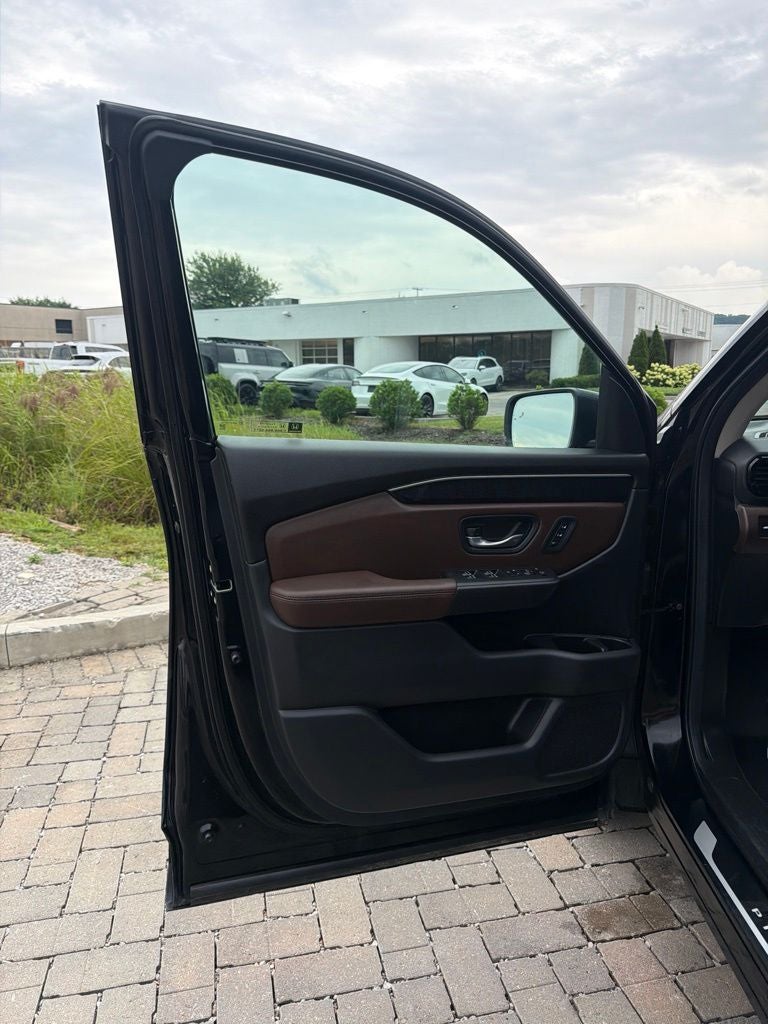 2025 Honda Pilot Elite