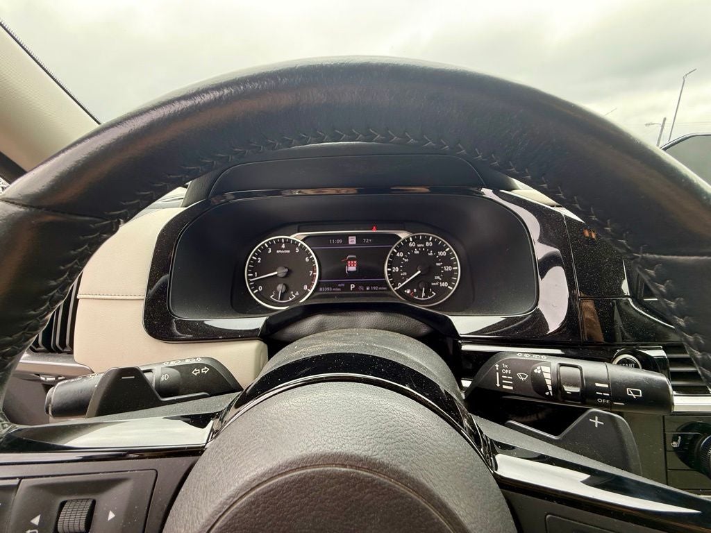 2023 Nissan Pathfinder SL
