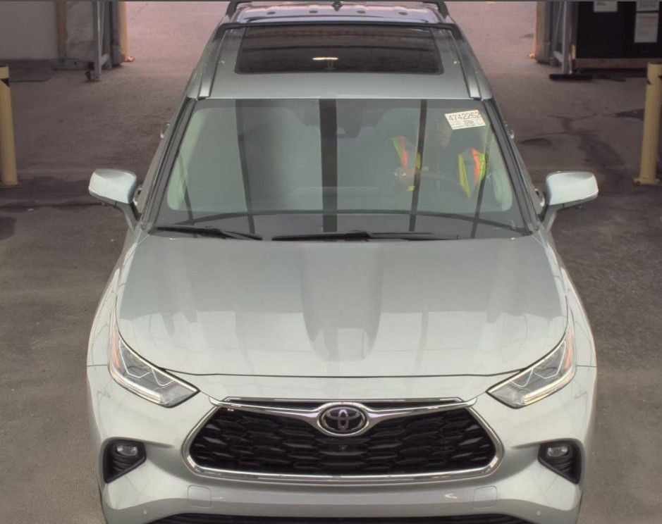 2024 Toyota Highlander Platinum