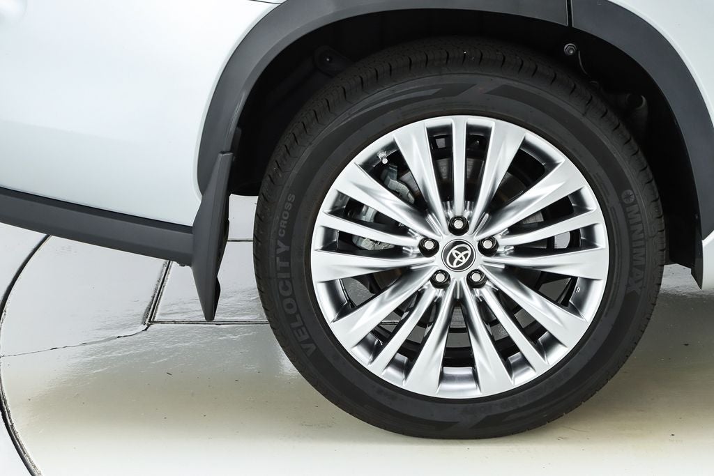 2024 Toyota Highlander Platinum