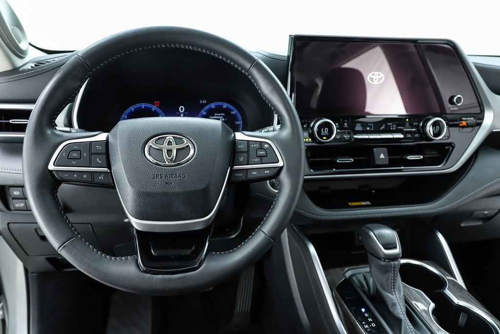 2024 Toyota Highlander Platinum