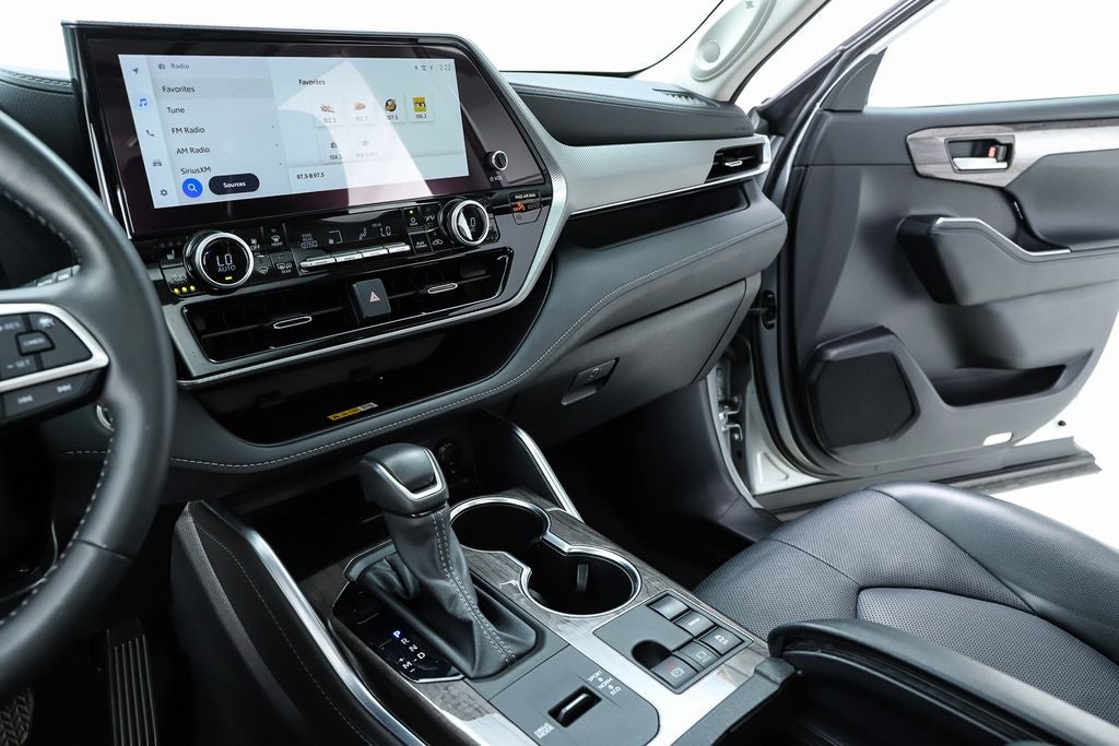 2024 Toyota Highlander Platinum
