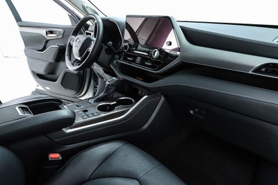 2024 Toyota Highlander Platinum