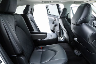 2024 Toyota Highlander Platinum
