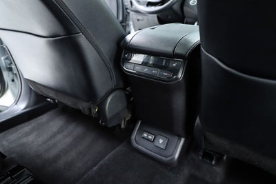 2024 Toyota Highlander Platinum